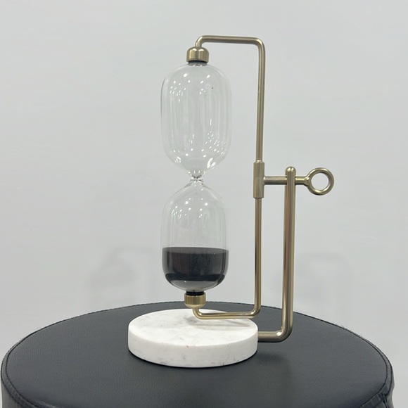 Hourglass - Picture 3 of 3